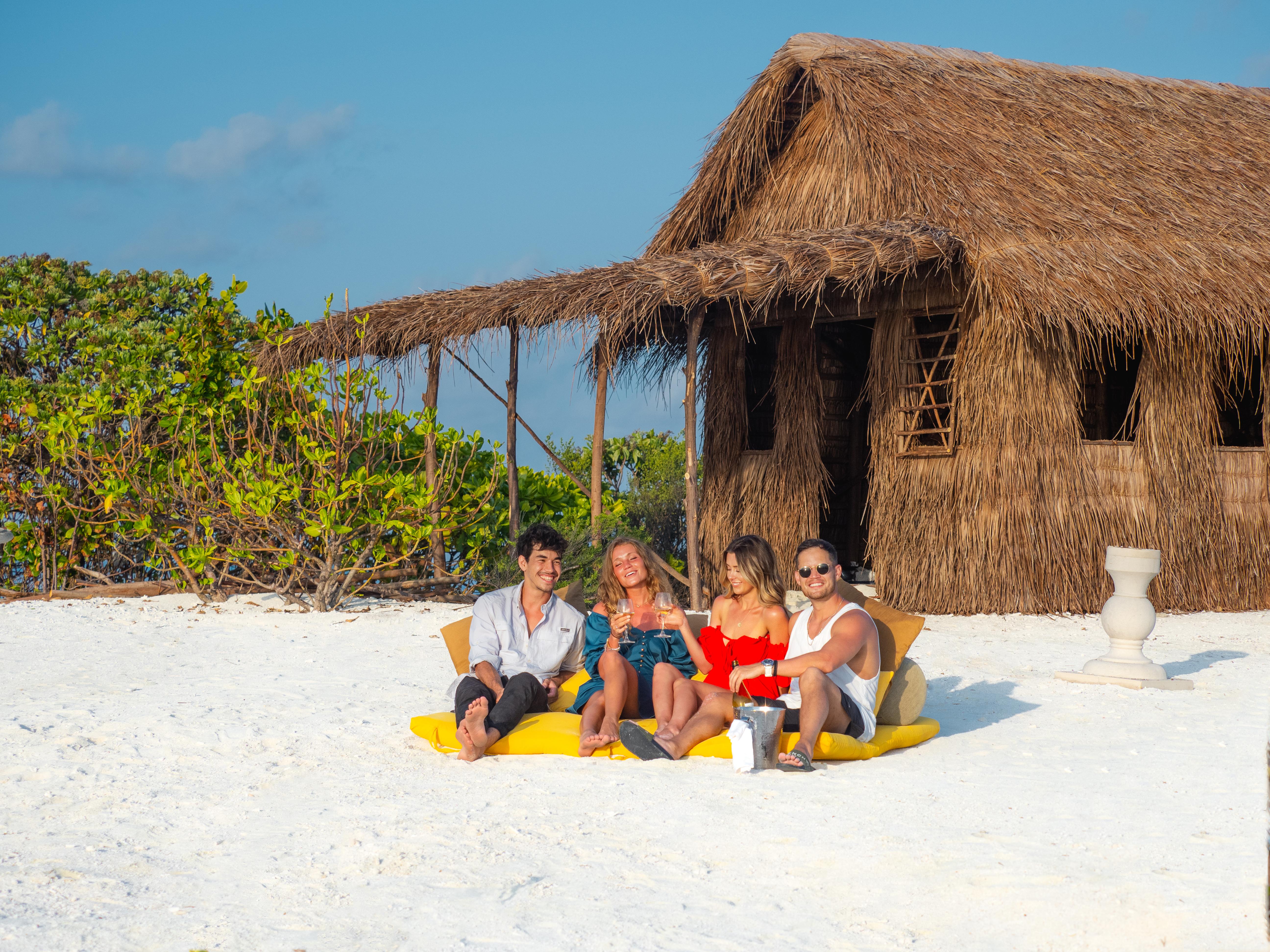 Angsana Velavaru - 20 Percent Off On Return Sea Plane Transfers, Spa, F&B And Watersports, Bookings & Stays Between 15 June - 27 Dec 2024 Meedhoo (Dhaalu Atoll) Ngoại thất bức ảnh